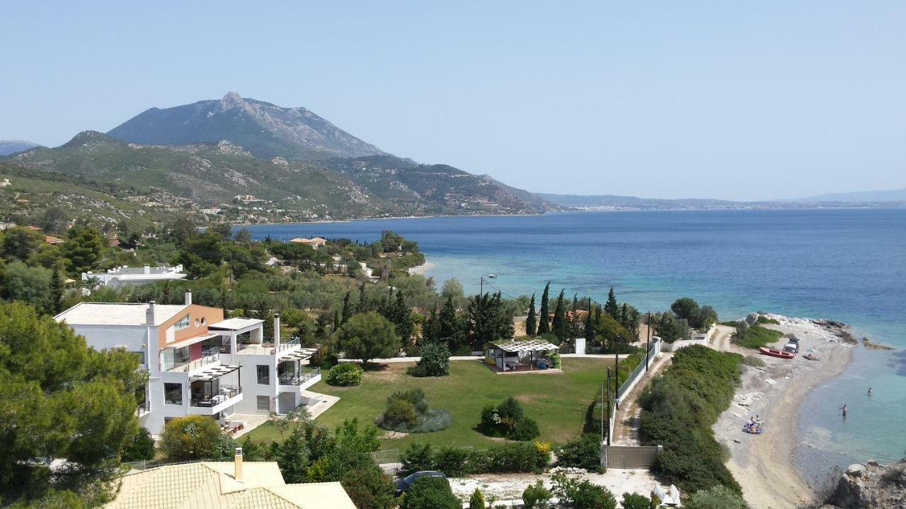 Beautiful House By The Sea,Loutraki Skaloma. Villa Екстериор снимка